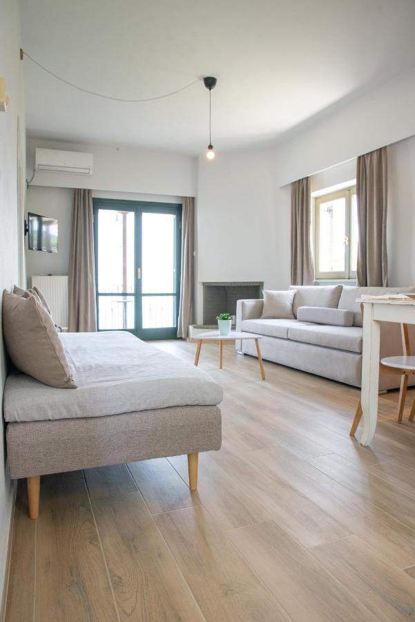 Marabou Hotel Chorefto Экстерьер фото