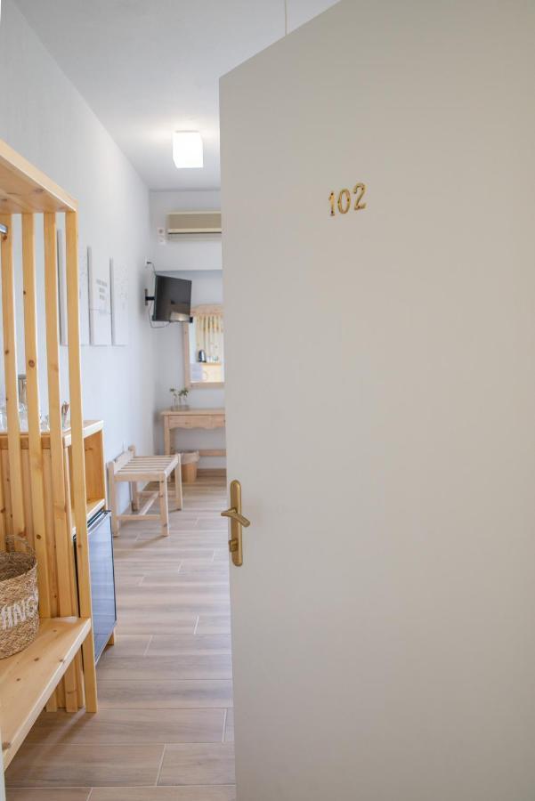 Marabou Hotel Chorefto Экстерьер фото