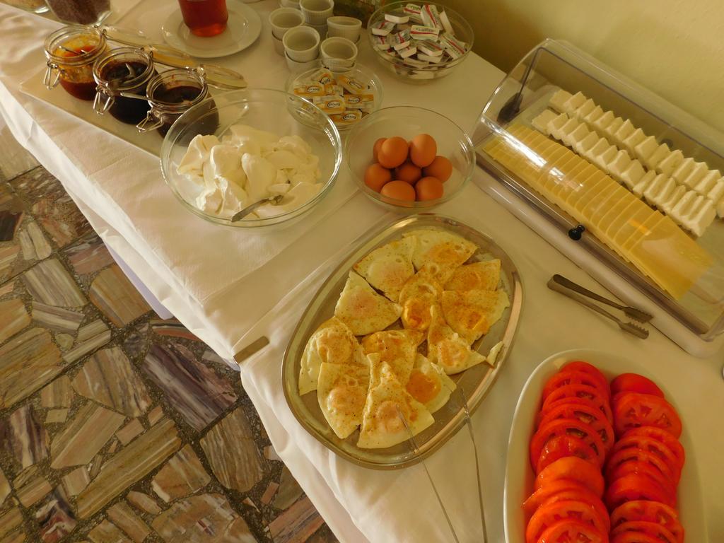 Marabou Hotel Chorefto Экстерьер фото